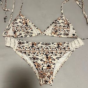 Billabong bikini set